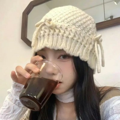 湖畔的女人们